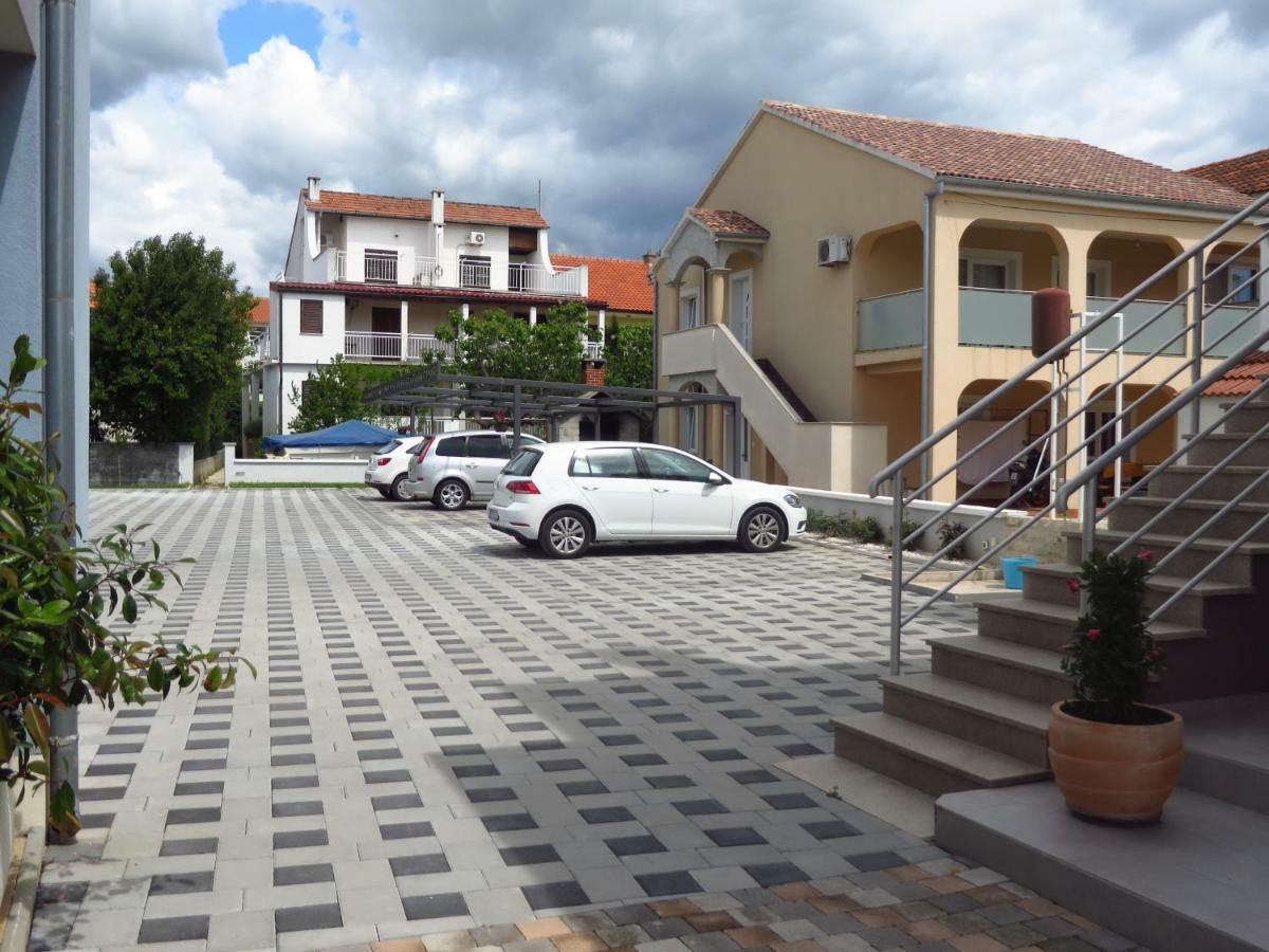 Antonija Apartments With Pool Biograd Na Moru Camera foto
